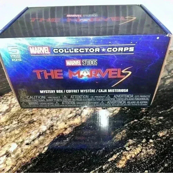 Funko Pop! THE MARVELS MCC Marvel Collector Corps Box Size Large ⚡️IN HAND⚡️ - Picture 2 of 9